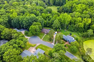 2620 Lynbridge Dr, Charlotte, NC 28226 - Photo 44