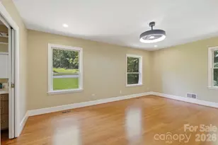 2620 Lynbridge Dr, Charlotte, NC 28226 - Photo 14