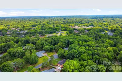 2620 Lynbridge Drive, Charlotte, NC 28226 - Photo 38