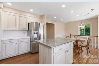 2620 Lynbridge Drive, Charlotte, NC 28226 - Photo 8