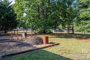 3844 Bridle Path Dr, Vale, NC 28168 - Photo 22