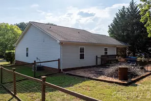 3844 Bridle Path Dr, Vale, NC 28168 - Photo 18