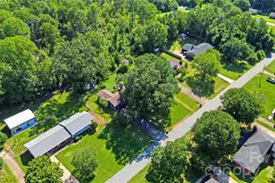 169 Greenbriar Dr, Forest City, NC 28043 - Photo 22