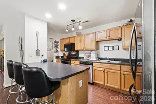 4008 Brandie Glen Rd, Charlotte, NC 28269 - Photo 10