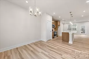 6008 Pivot Ct, Charlotte, NC 28205 - Photo 10
