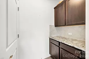 219 Canada Dr, Statesville, NC 28677 - Photo 16
