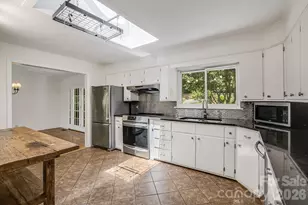 78 Grovewood Rd, Asheville, NC 28804 - Photo 8