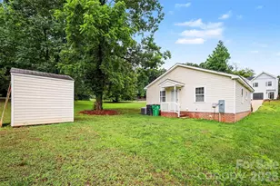 3608 Corbett St, Charlotte, NC 28208 - Photo 2