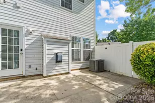 12353 Jessica Pl, Charlotte, NC 28269 - Photo 34