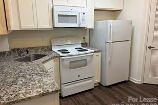 17905 Delmas Dr, Cornelius, NC 28031 - Photo 2