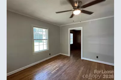 315 N Mulberry Street, Statesville, NC 28677 - Photo 4