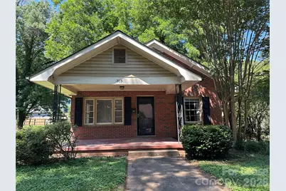 315 N Mulberry Street, Statesville, NC 28677 - Photo 1