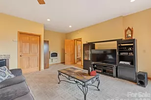 48 Hawks Lift Dr, Waynesville, NC 28786 - Photo 46