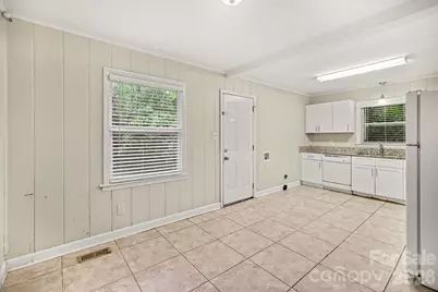 3700 Sargeant Drive, Charlotte, NC 28217 - Photo 10