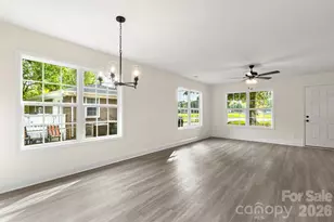 725 Rockdale St, Rock Hill, SC 29730 - Photo 6