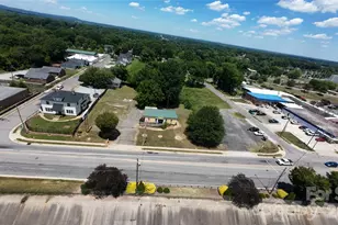 524 W Airline Ave, Gastonia, NC 28052 - Photo 1