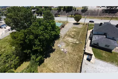 524 W Airline Avenue, Gastonia, NC 28052 - Photo 4