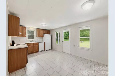 586 Olivet Church Road, Whittier, NC 28789 - Photo 16