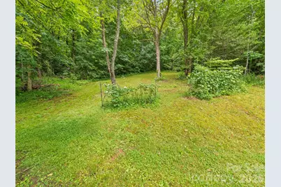586 Olivet Church Road, Whittier, NC 28789 - Photo 8