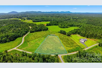 2093 Crestone Way, Connelly Springs, NC 28612 - Photo 8