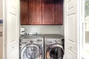 418 Olmsted Park Pl, Charlotte, NC 28203 - Photo 18