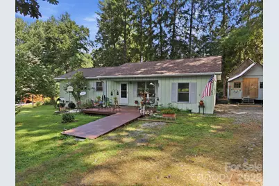 473 King William Road, Hendersonville, NC 28739 - Photo 2