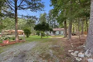 473 King William Rd, Hendersonville, NC 28739 - Photo 38