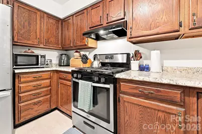 473 King William Road, Hendersonville, NC 28739 - Photo 10
