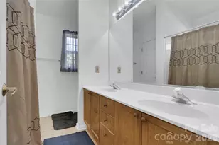 12009 Silvercrest Dr, Charlotte, NC 28215 - Photo 22