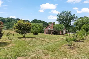 654 Ratcliff Cove Rd, Waynesville, NC 28786 - Photo 36