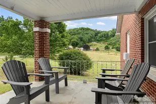 654 Ratcliff Cove Rd, Waynesville, NC 28786 - Photo 10