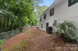 550 Arrowhead Trail, Marion, NC 28752 - Photo 6