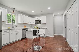 6008 Trysting Rd, Charlotte, NC 28227 - Photo 16