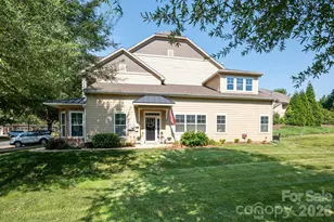 4133 La Crema Dr, Charlotte, NC 28214 - Photo 2