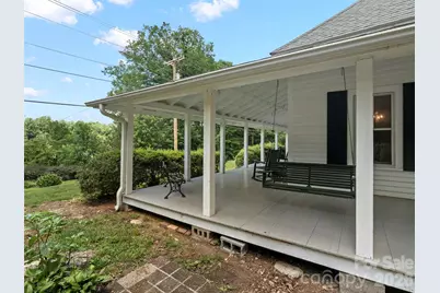 54 Louisiana Avenue, Saluda, NC 28773 - Photo 4