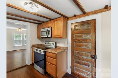 54 Louisiana Avenue, Saluda, NC 28773 - Photo 22