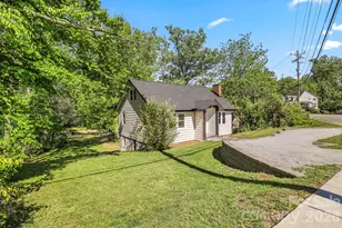 523 Harrison Ave, Franklin, NC 28734 - Photo 38