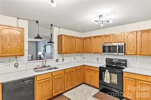 1143 Adirondak Dr, Gastonia, NC 28052 - Photo 10