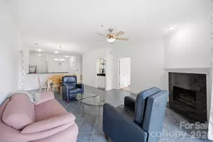 18009 Kings Point Dr, Cornelius, NC 28031 - Photo 10