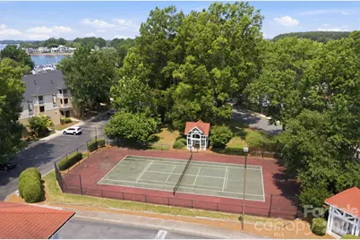 18009 Kings Point Drive, Cornelius, NC 28031 - Photo 20