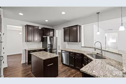 7235 Barefoot Forest Drive, Charlotte, NC 28269 - Photo 12