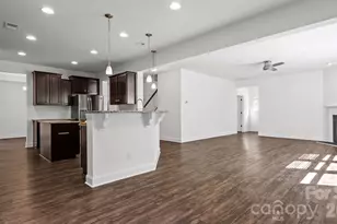 7235 Barefoot Forest Dr, Charlotte, NC 28269 - Photo 16