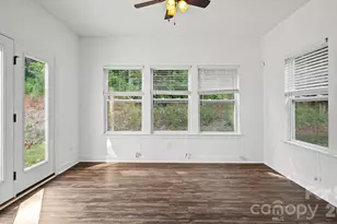 7235 Barefoot Forest Dr, Charlotte, NC 28269 - Photo 14