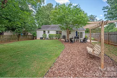 5201 Glenham Drive, Charlotte, NC 28210 - Photo 38