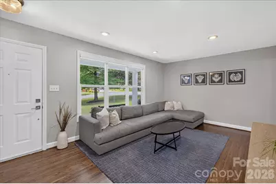 5201 Glenham Drive, Charlotte, NC 28210 - Photo 8
