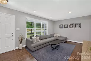 5201 Glenham Dr, Charlotte, NC 28210 - Photo 8