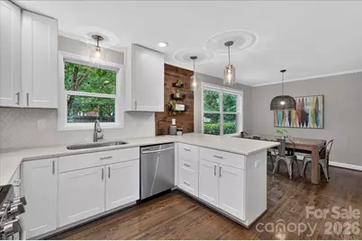 5201 Glenham Drive, Charlotte, NC 28210 - Photo 10