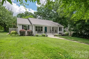 5201 Glenham Dr, Charlotte, NC 28210 - Photo 2