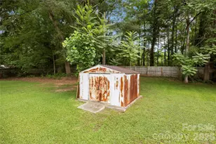 1050 Hay Row Rd, Clover, SC 29710 - Photo 30
