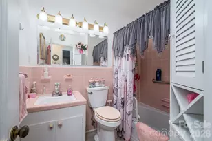 818 Hill St, Shelby, NC 28152 - Photo 16